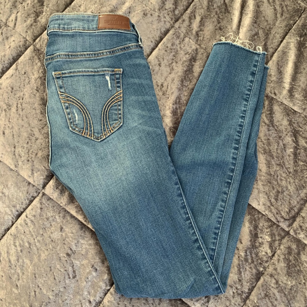 Hollister jeans